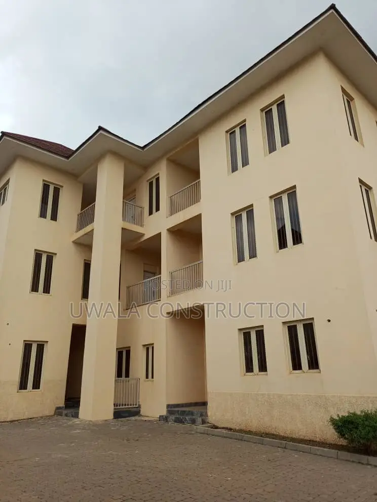 Furnished 4bdrm Duplex in Mabushi for sale