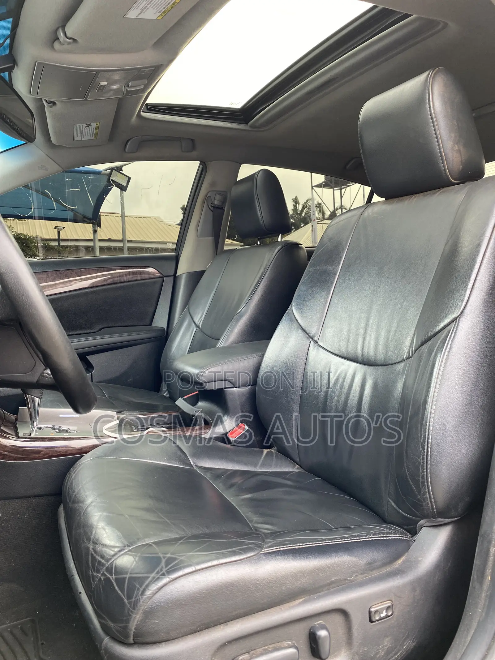 Toyota Avalon Limited Sedan FWD (3.5L 6cyl 6A) 2012 White