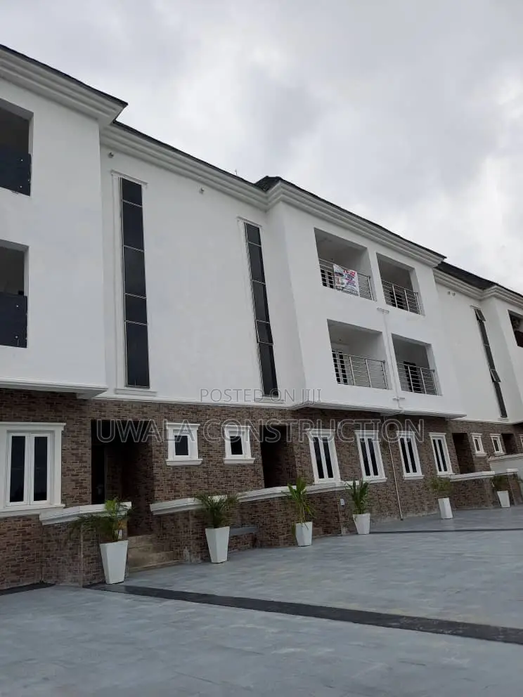 Furnished 5bdrm Duplex in Mabushi for rent