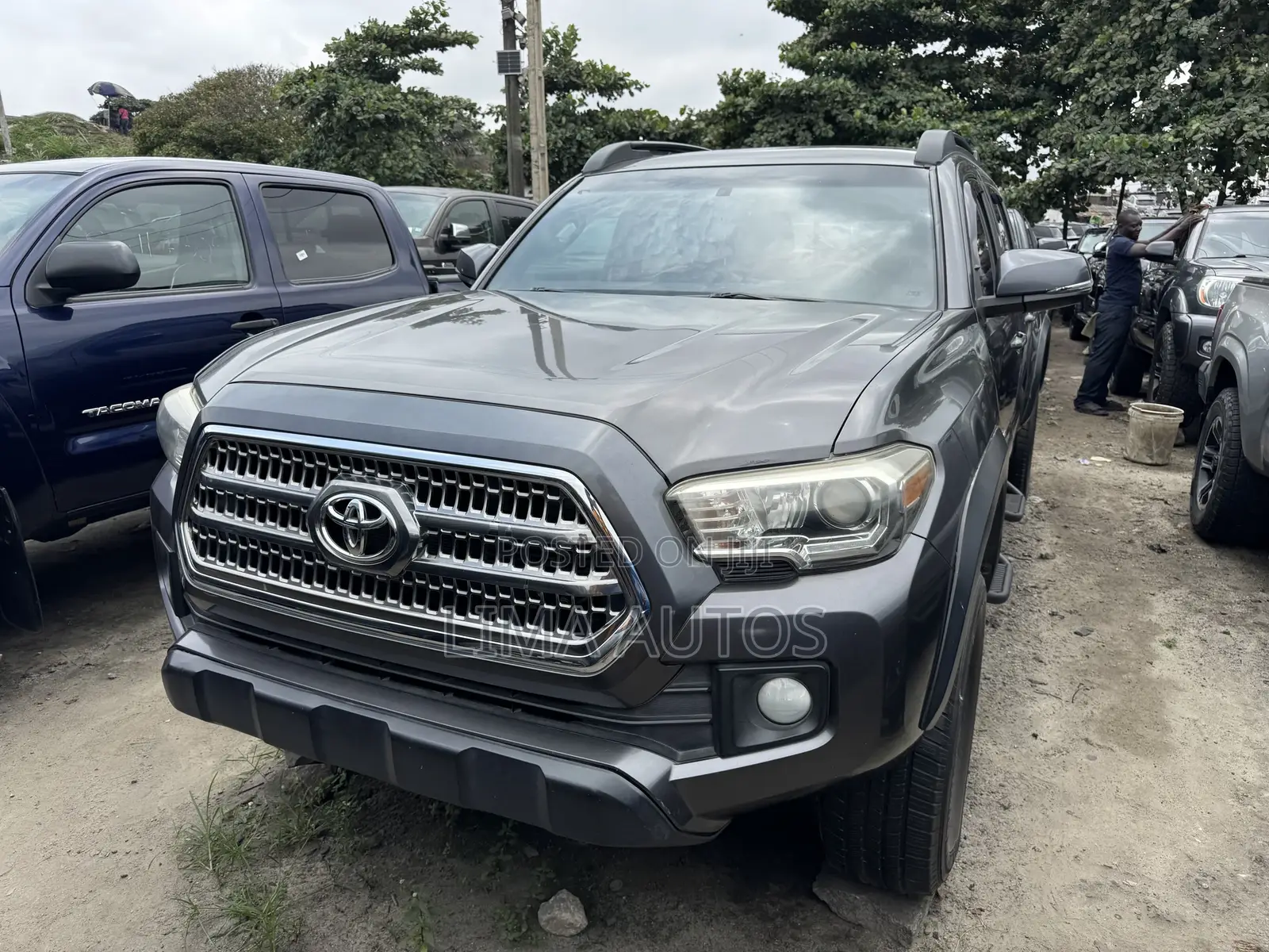 Toyota Tacoma 4dr Double Cab 2016 Gray