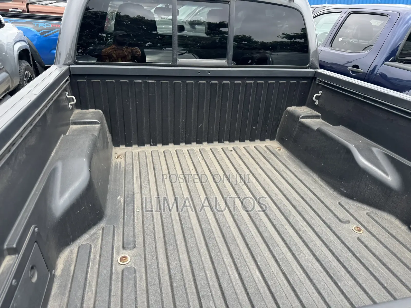 Toyota Tacoma 4dr Double Cab 2016 Gray