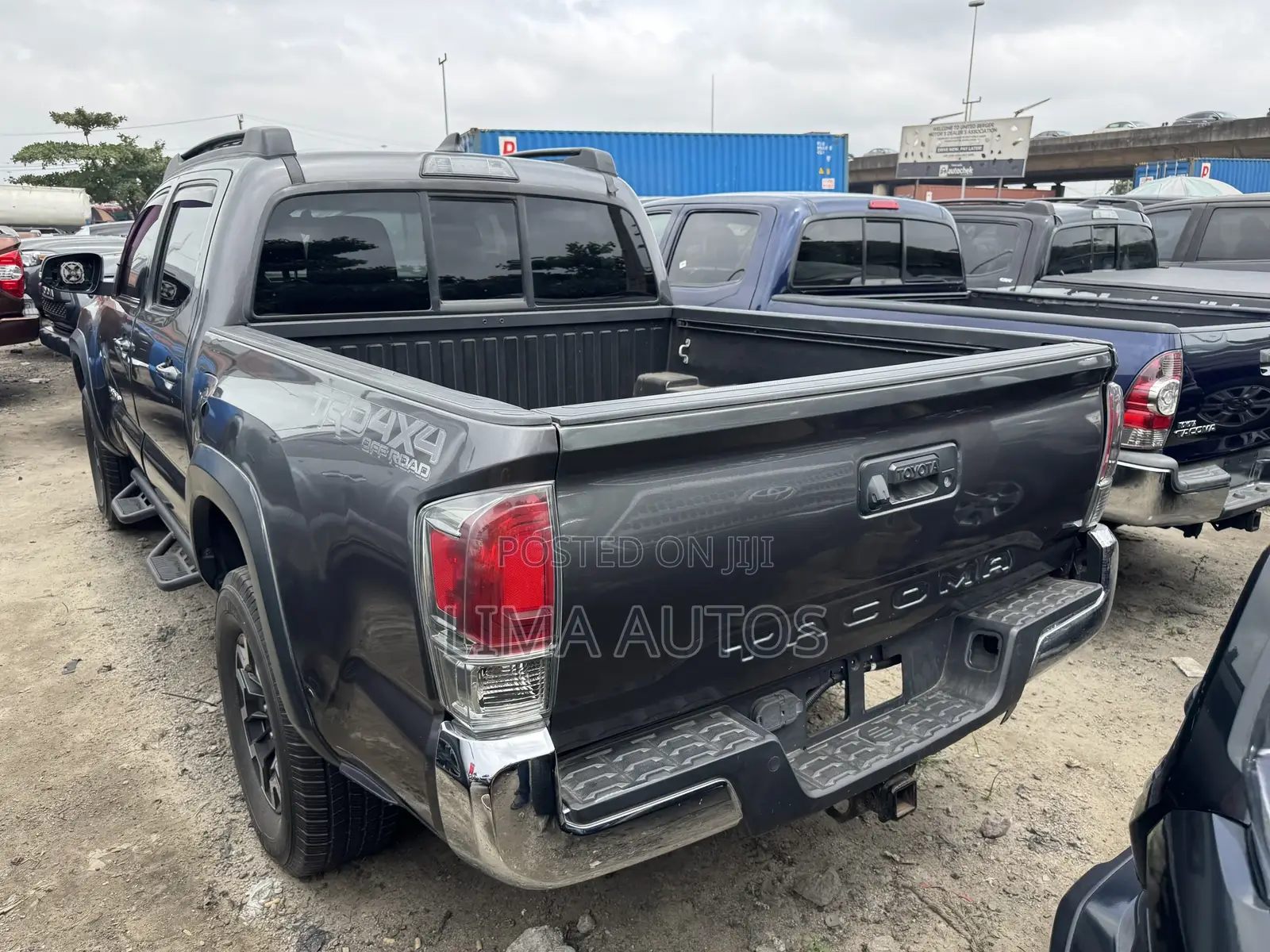 Toyota Tacoma 4dr Double Cab 2016 Gray