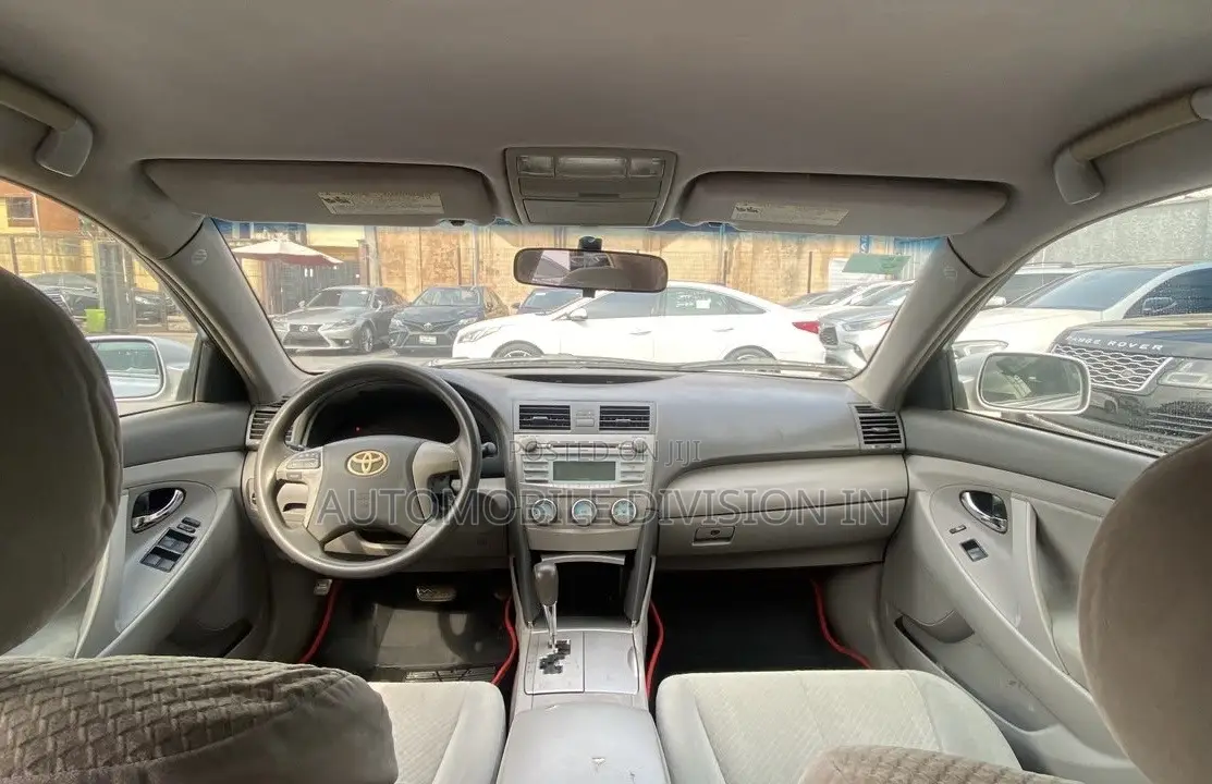 Toyota Camry XLE 4dr Sedan (2.4L 4cyl 5A) 2007 Silver