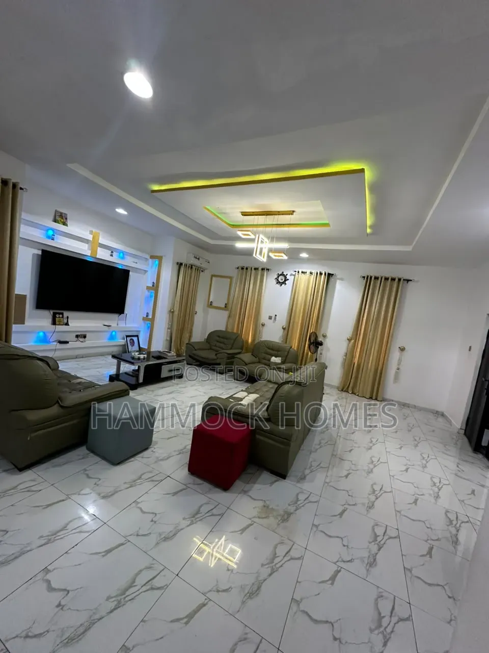 4bdrm Bungalow in Akobo for sale