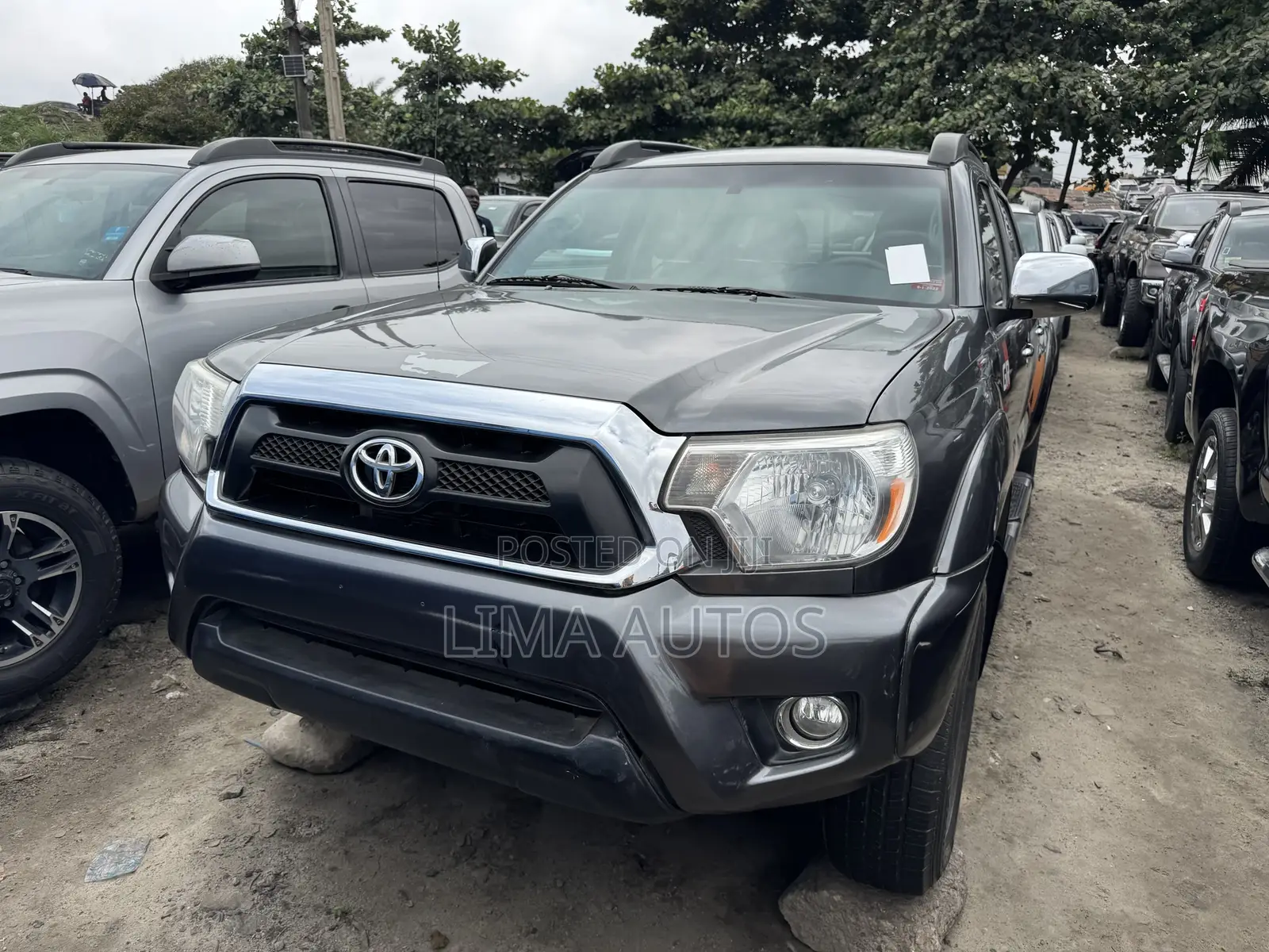 Toyota Tacoma 2014 Gray