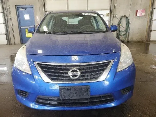 Nissan Versa 1.6 SL 2013 Blue