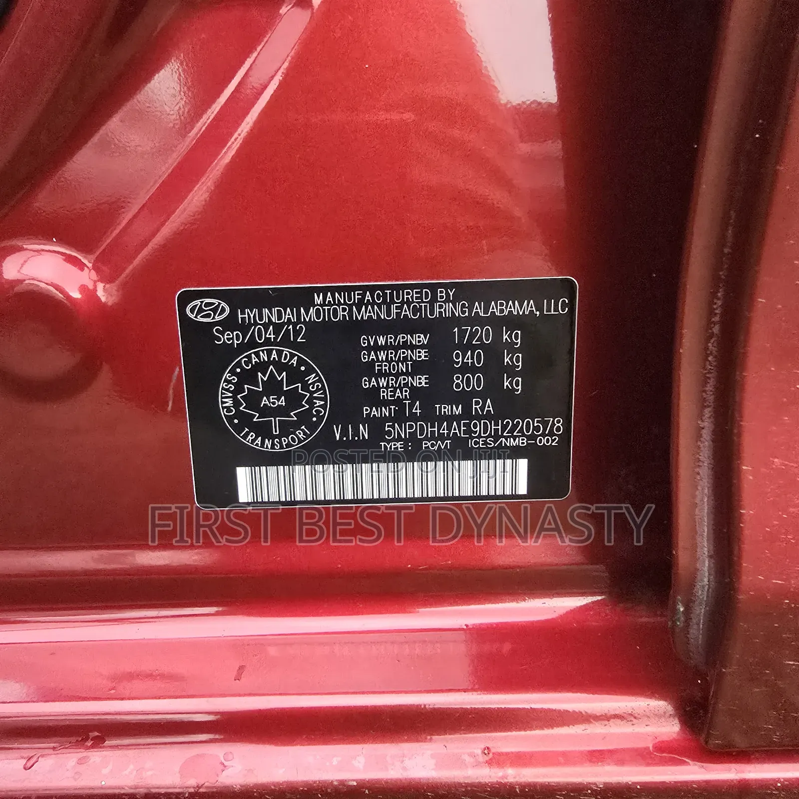 Hyundai Elantra 2012 Red