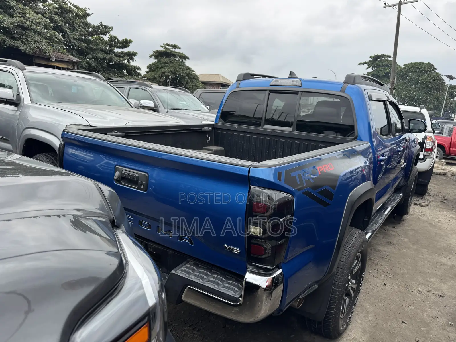 Toyota Tacoma 4dr Double Cab 2016 Blue