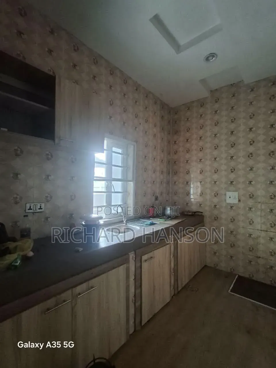Mini Flat in Secured, Sangotedo for rent