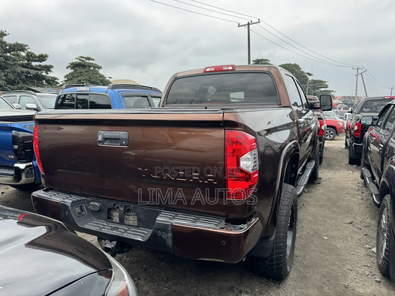 Toyota Tundra 2015 Brown