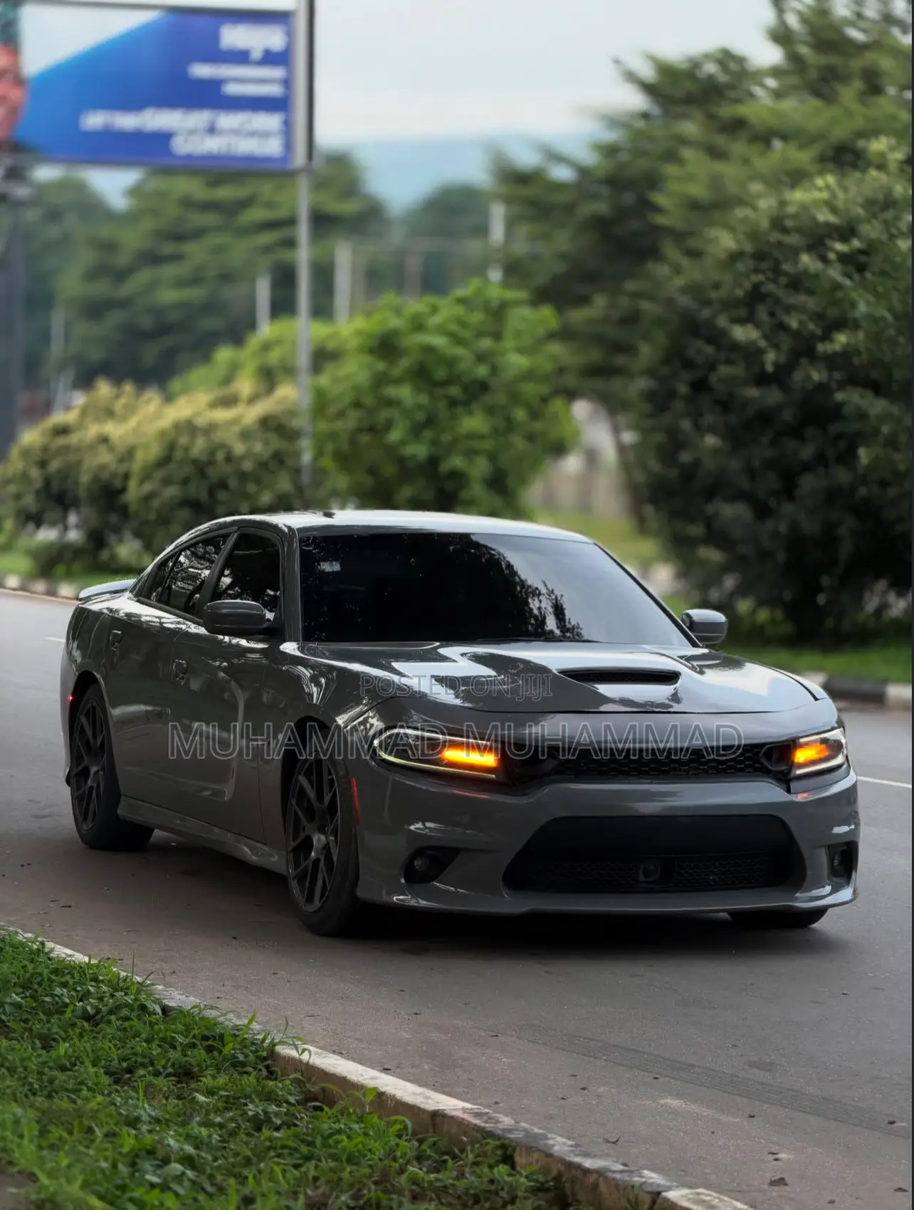Dodge Charger SRT Hellcat RWD 2017 Gray