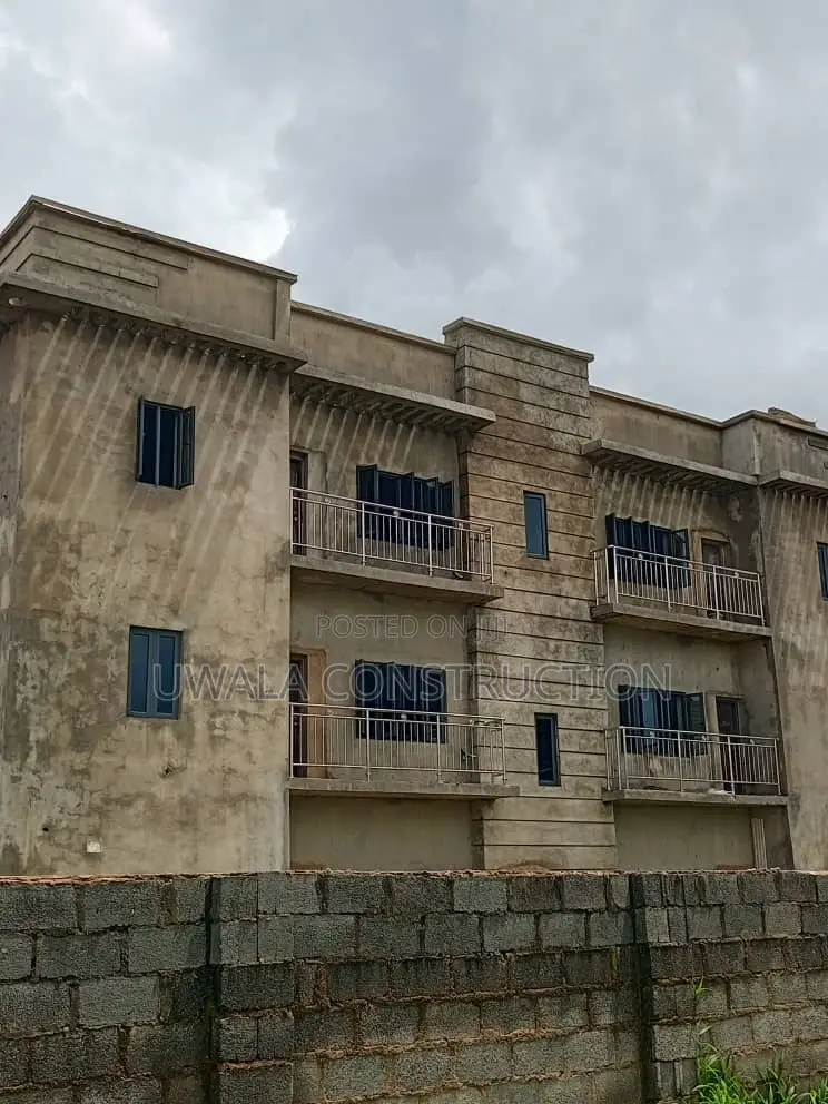 Furnished 4bdrm Duplex in Mabushi for sale