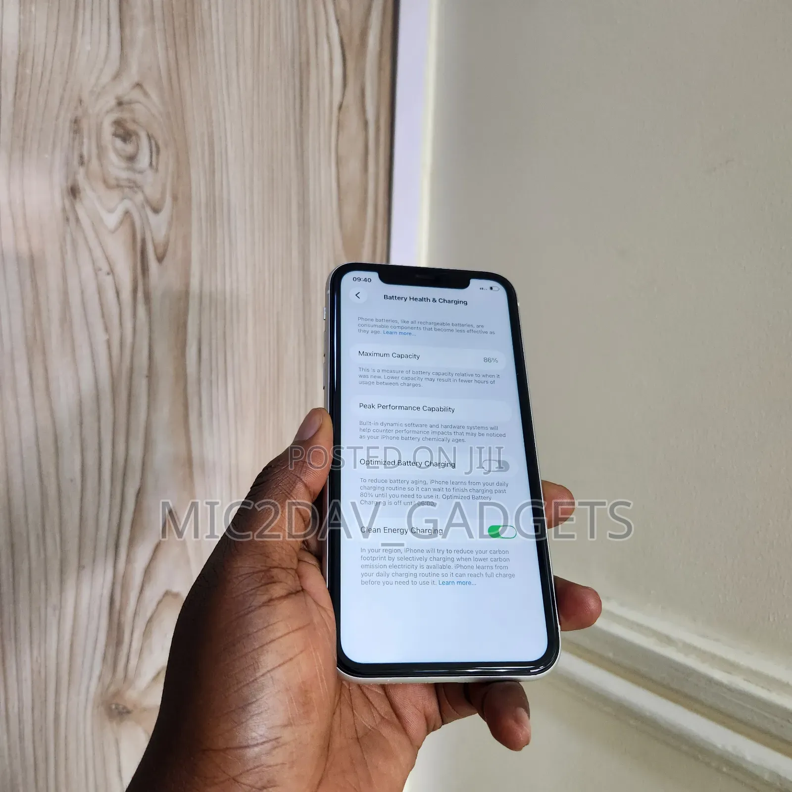 Apple iPhone 11 64 GB White