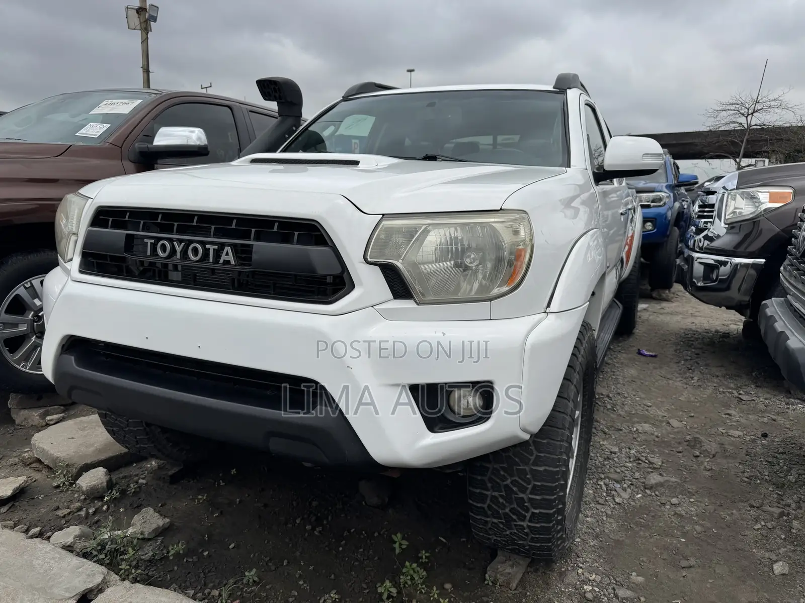 Toyota Tacoma 2012 White