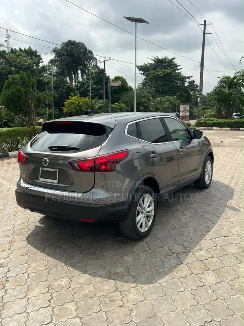 Nissan Rogue Sport 2.0 FWD 2018 Gray