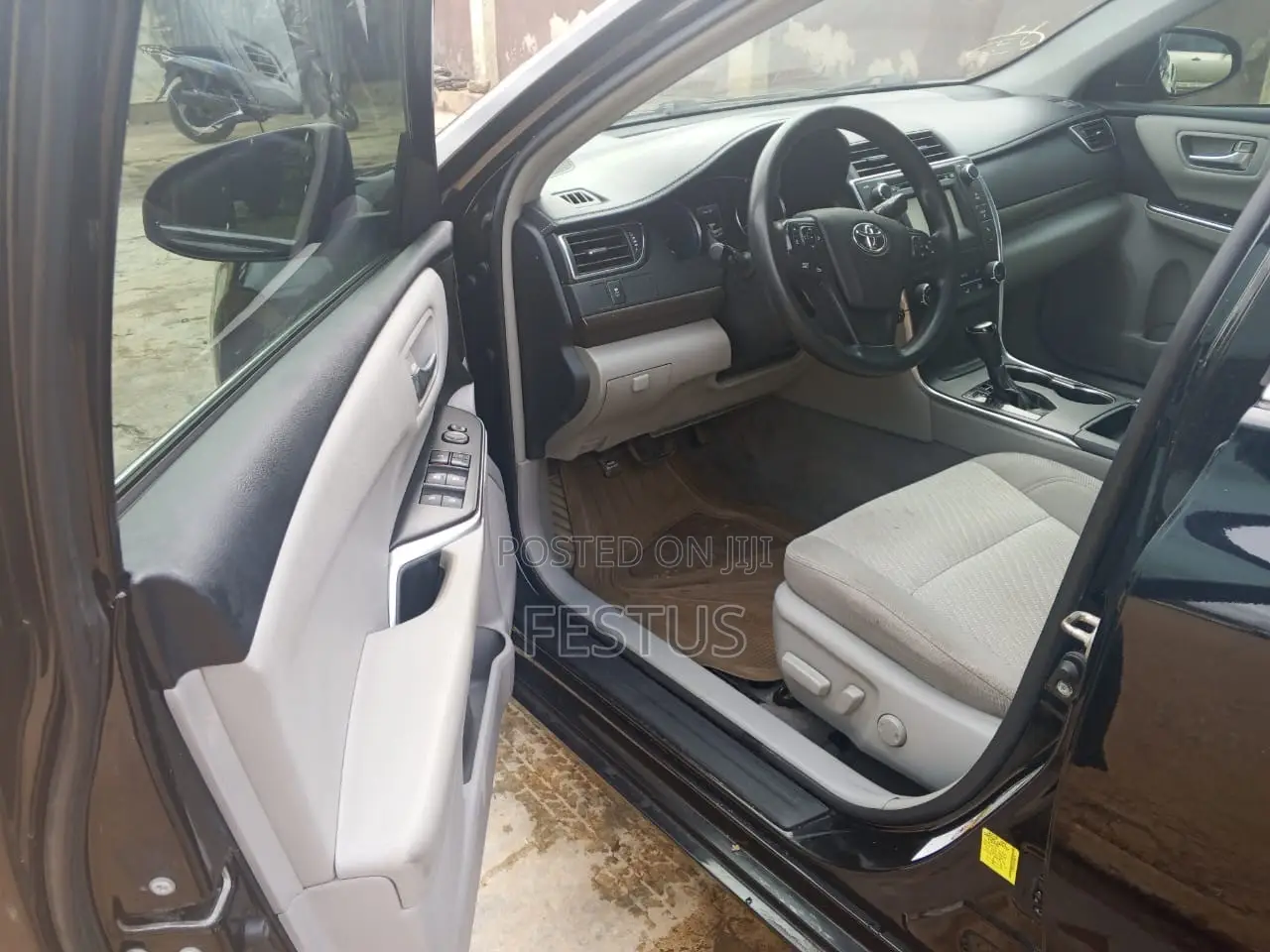Toyota Camry 2017 Black