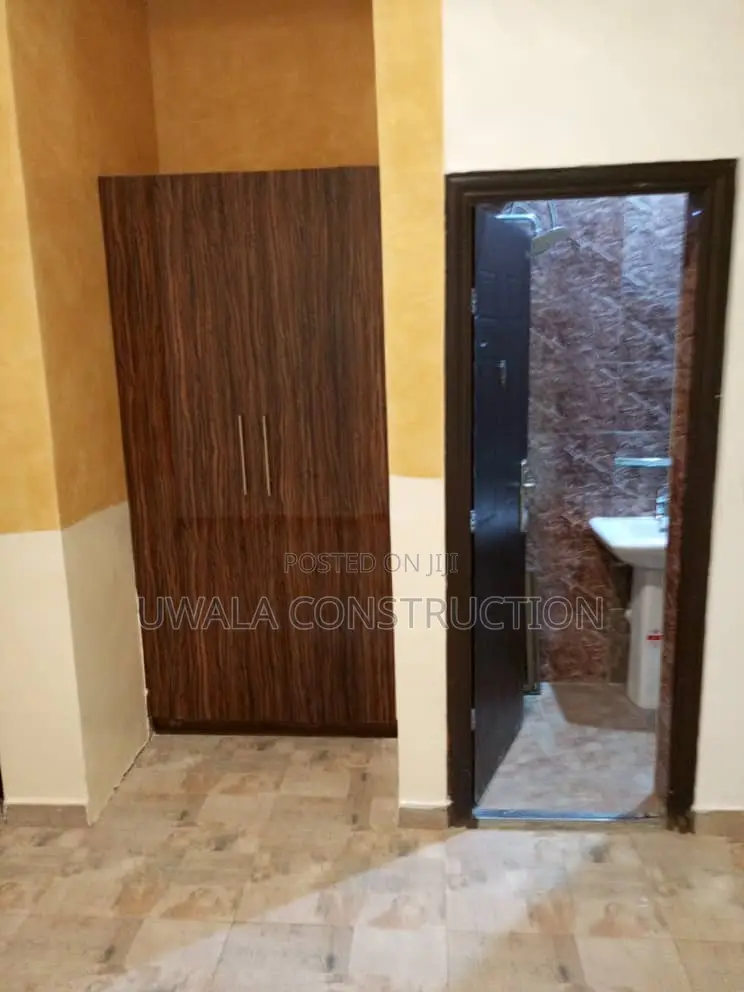 Furnished 5bdrm Apartment in Mabushi for rent