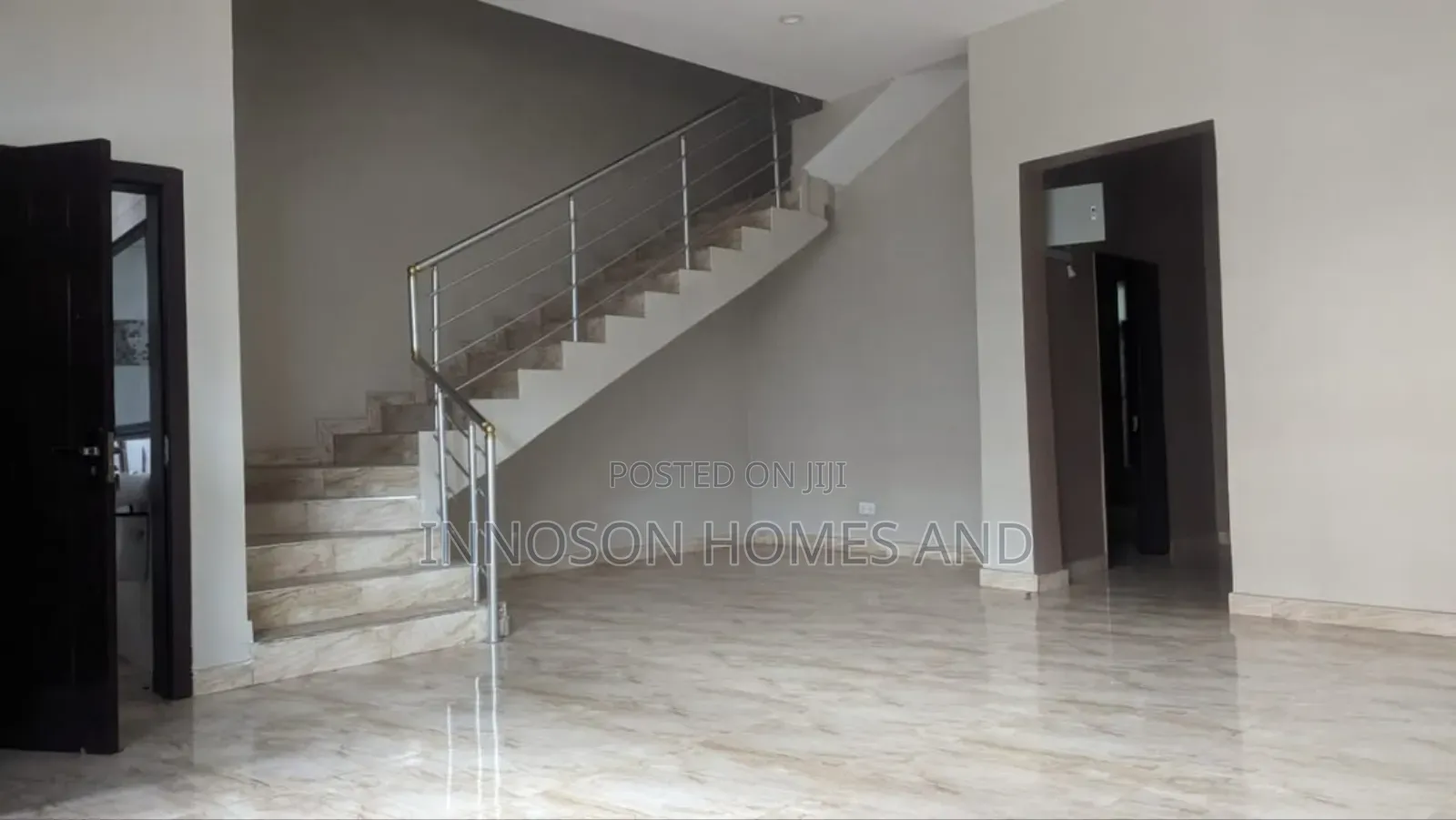 4bdrm Townhouse / Terrace in Ikate for rent