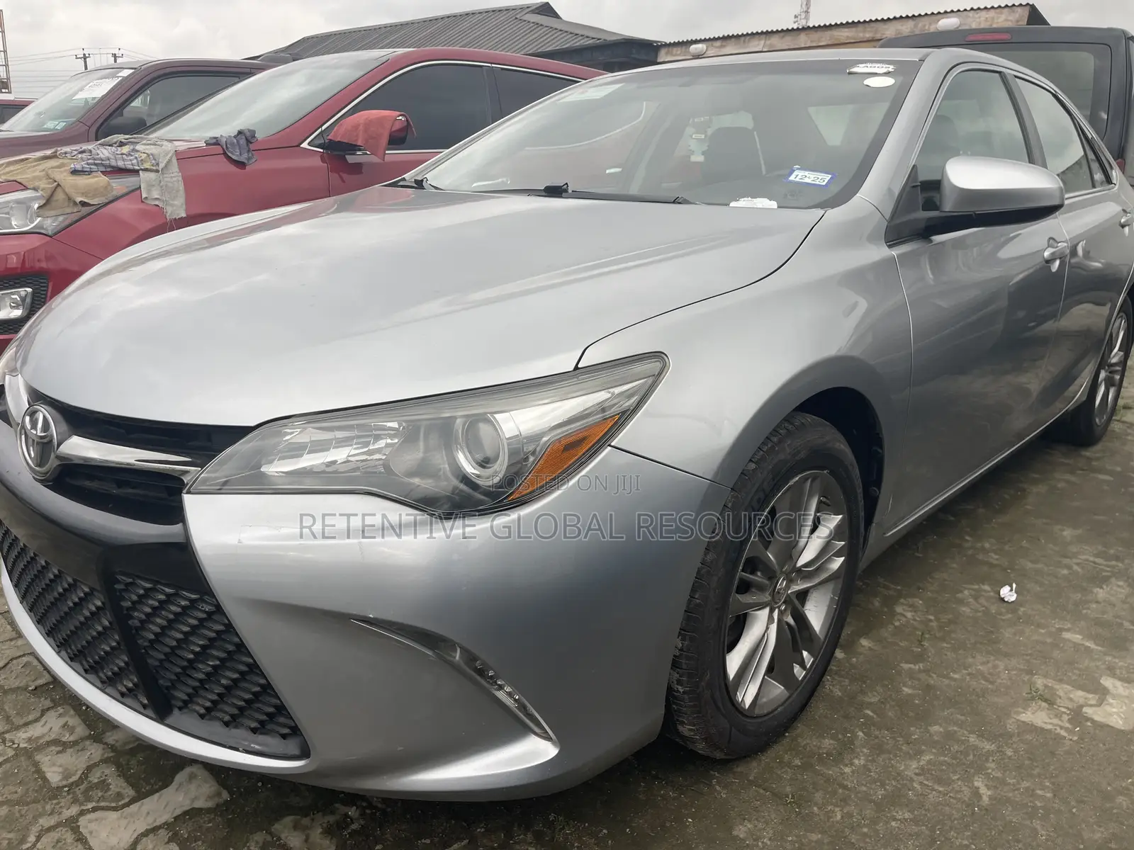 Toyota Camry SE 4dr Sedan (2.5L 4cyl 6A) 2017 Silver