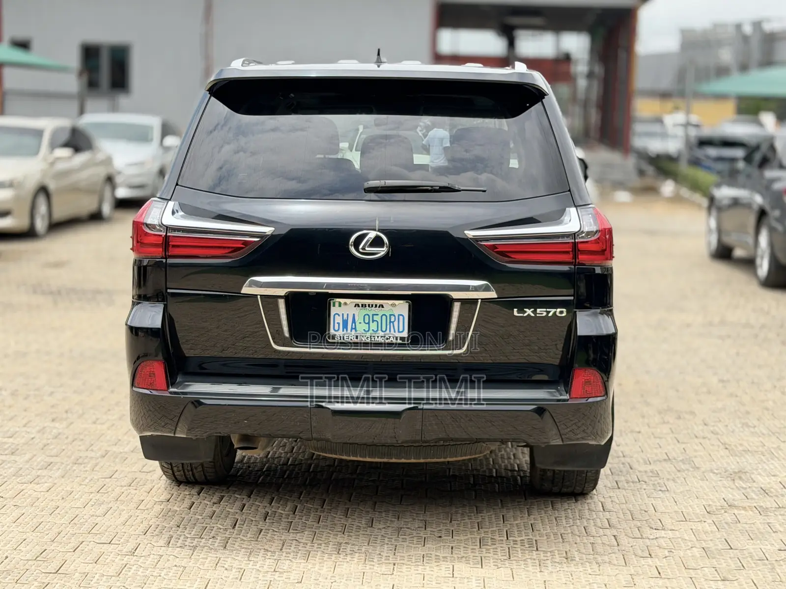 Lexus LX 570 (5 seats) AWD 2018 Black