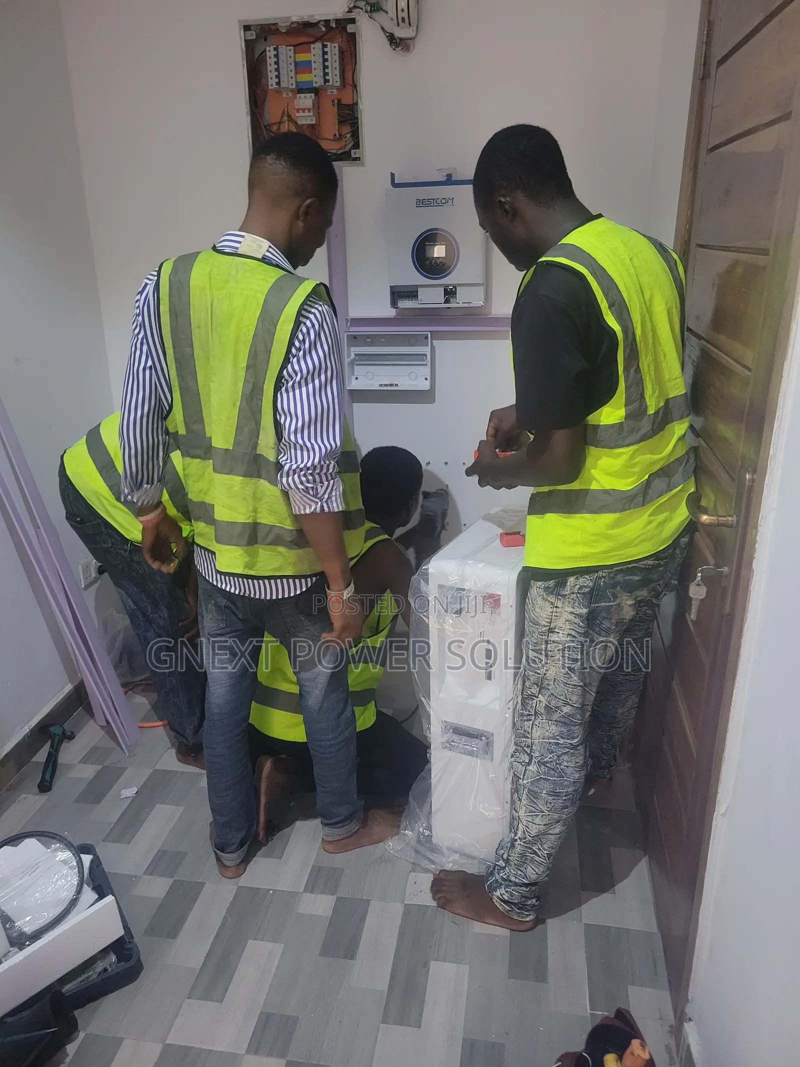 Solar Power System for Cold Room or 2 Bedroom Apartment