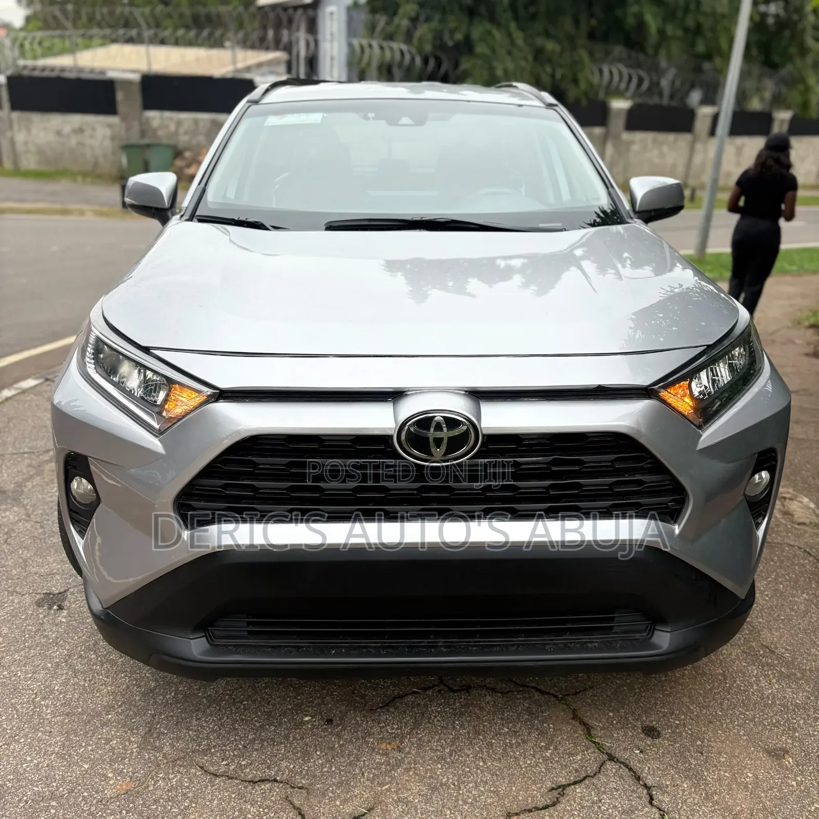 Toyota RAV4 2021 Silver