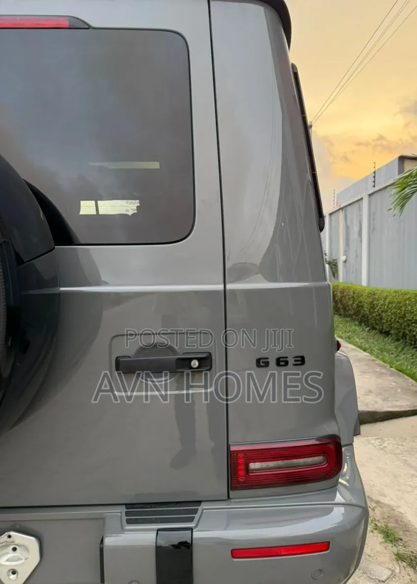 Mercedes-Benz G-Class 2022 Gray