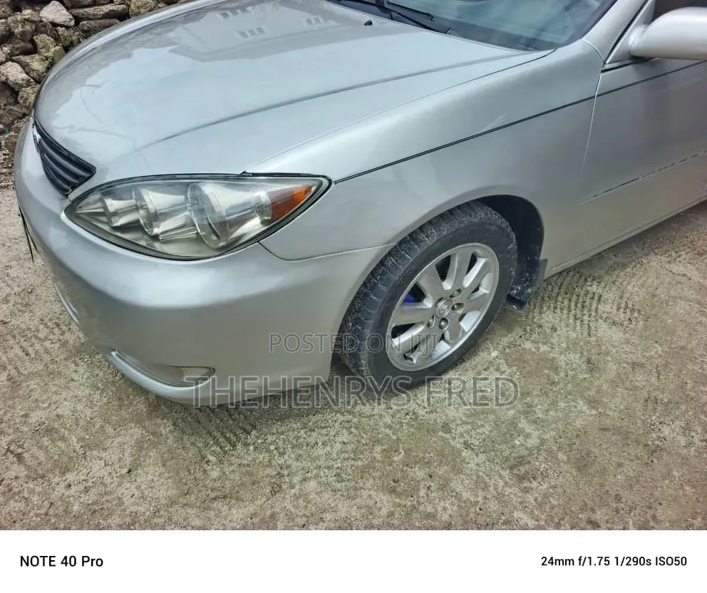 Toyota Camry 2005 Silver