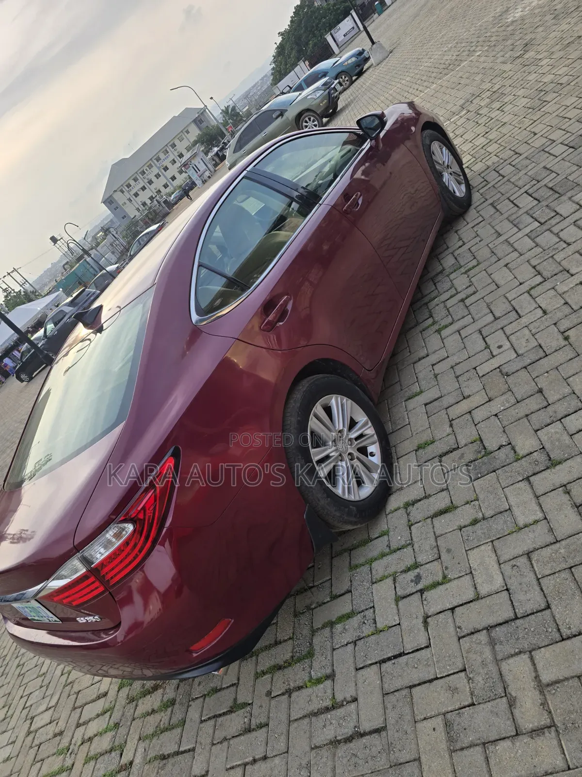 Lexus ES 2014 Red