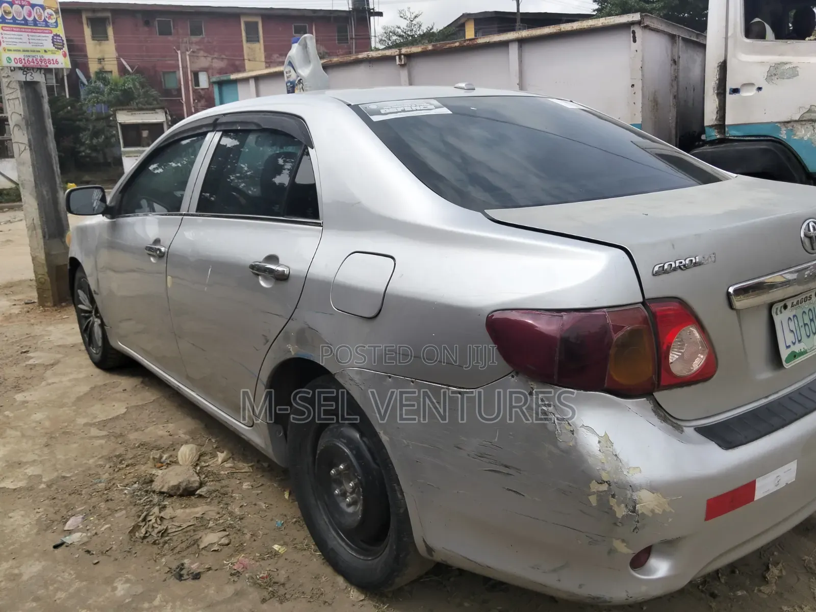 Toyota Corolla 2010 Silver