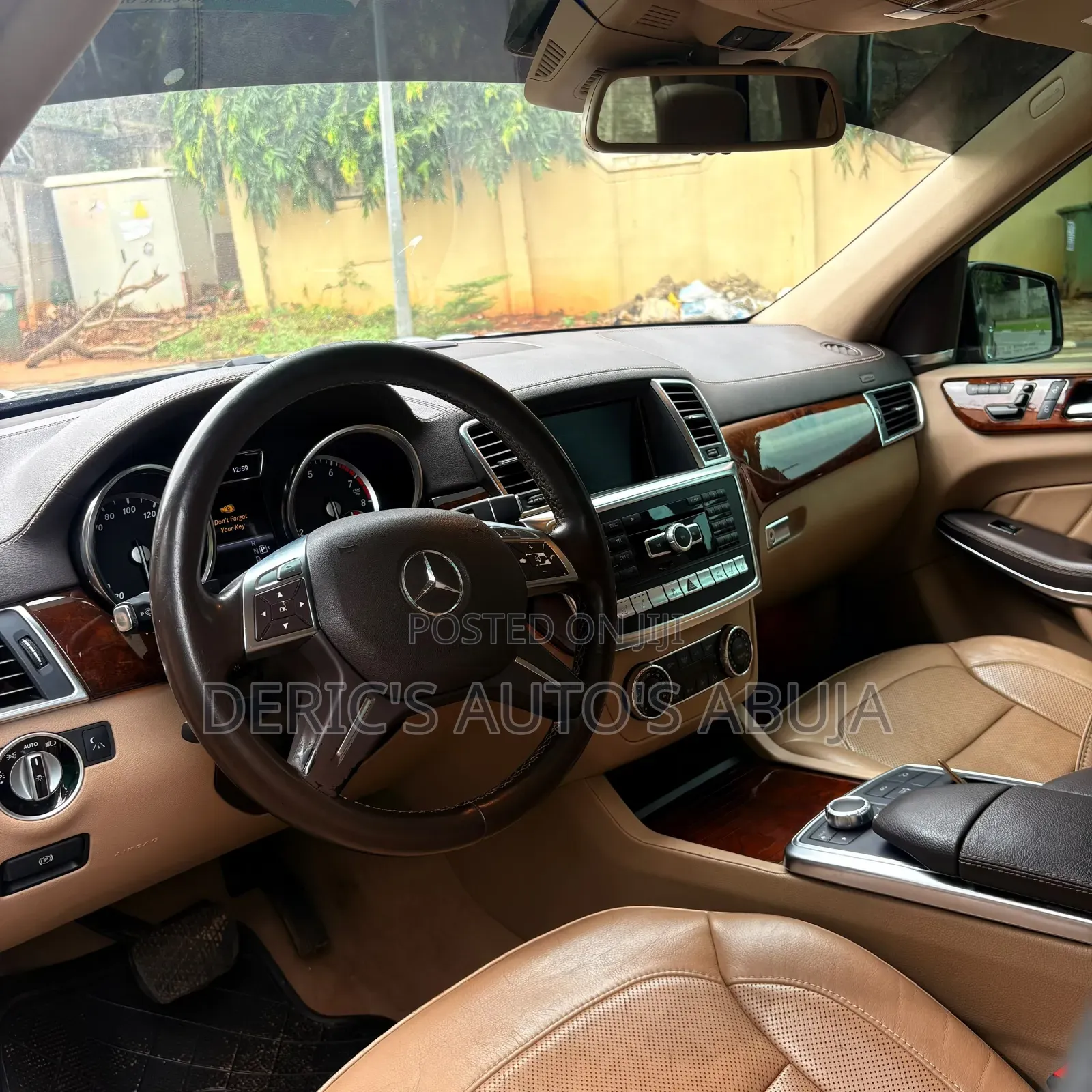 Mercedes-Benz GL-Class GL 550 2013 Black