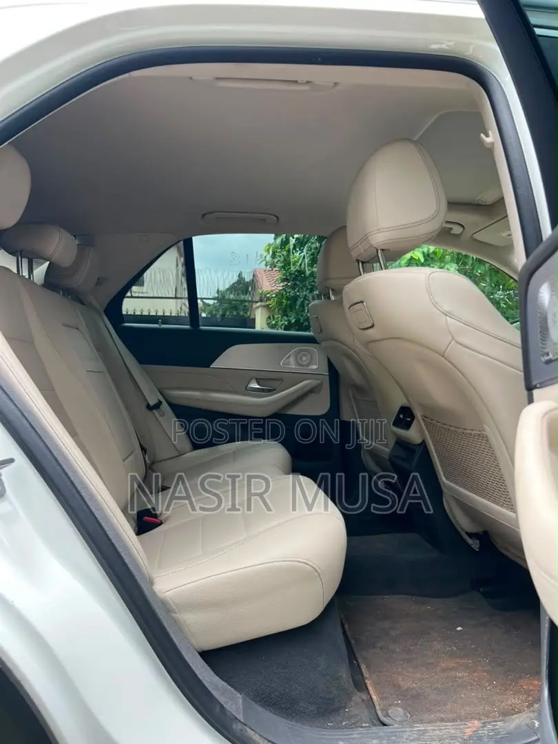Mercedes-Benz GLE-Class 2019 White