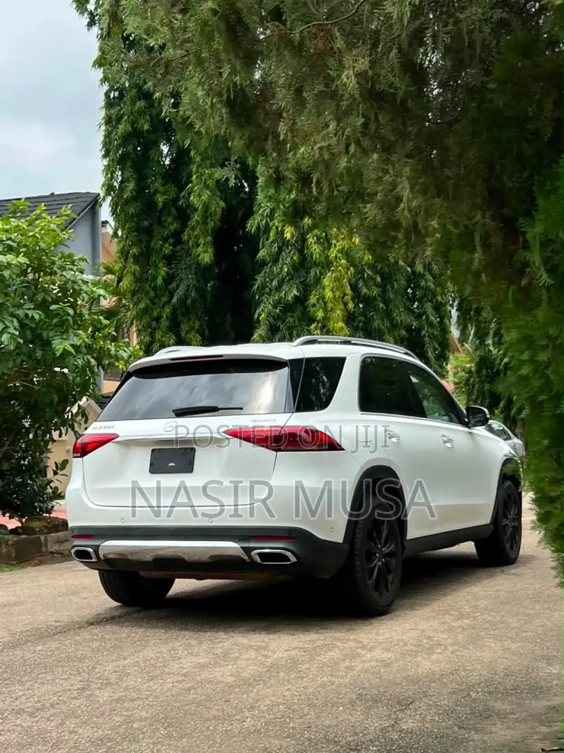 Mercedes-Benz GLE-Class 2019 White