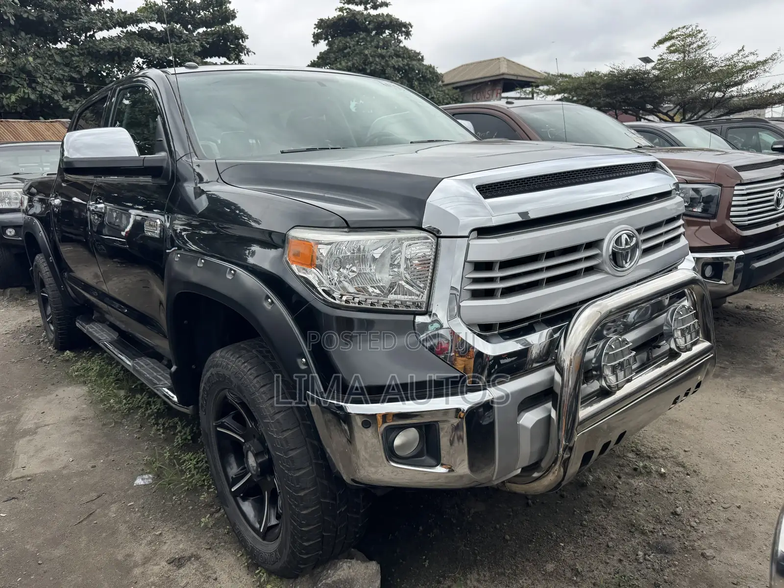 Toyota Tundra 2014 Black
