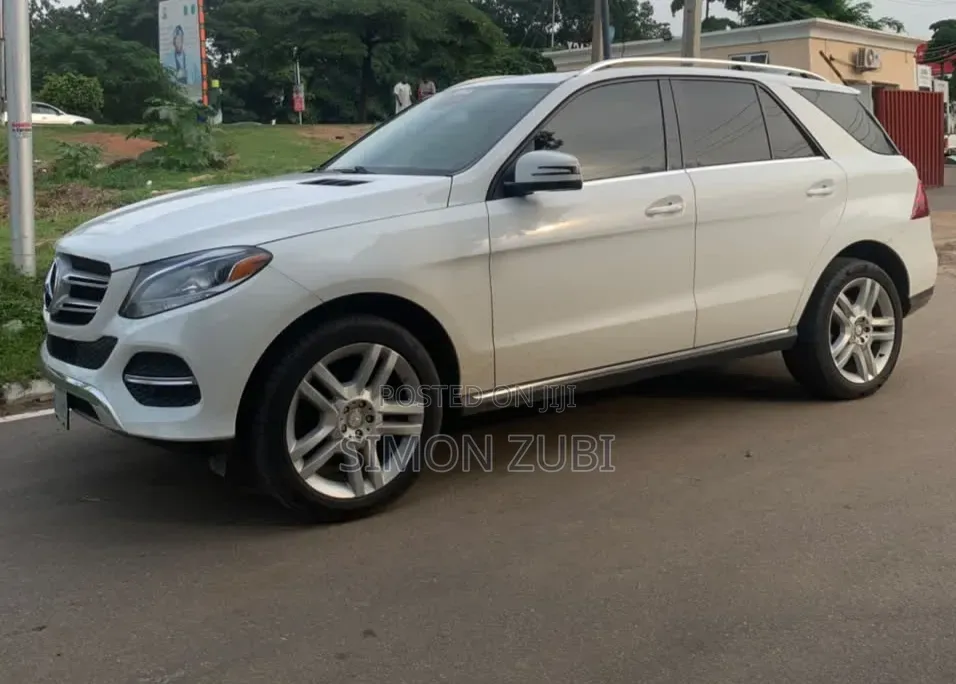 Mercedes-Benz GLE-Class 2017 White