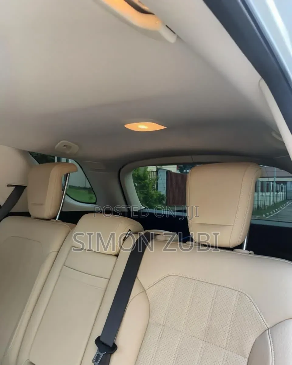 Mercedes-Benz GLE-Class 2017 White