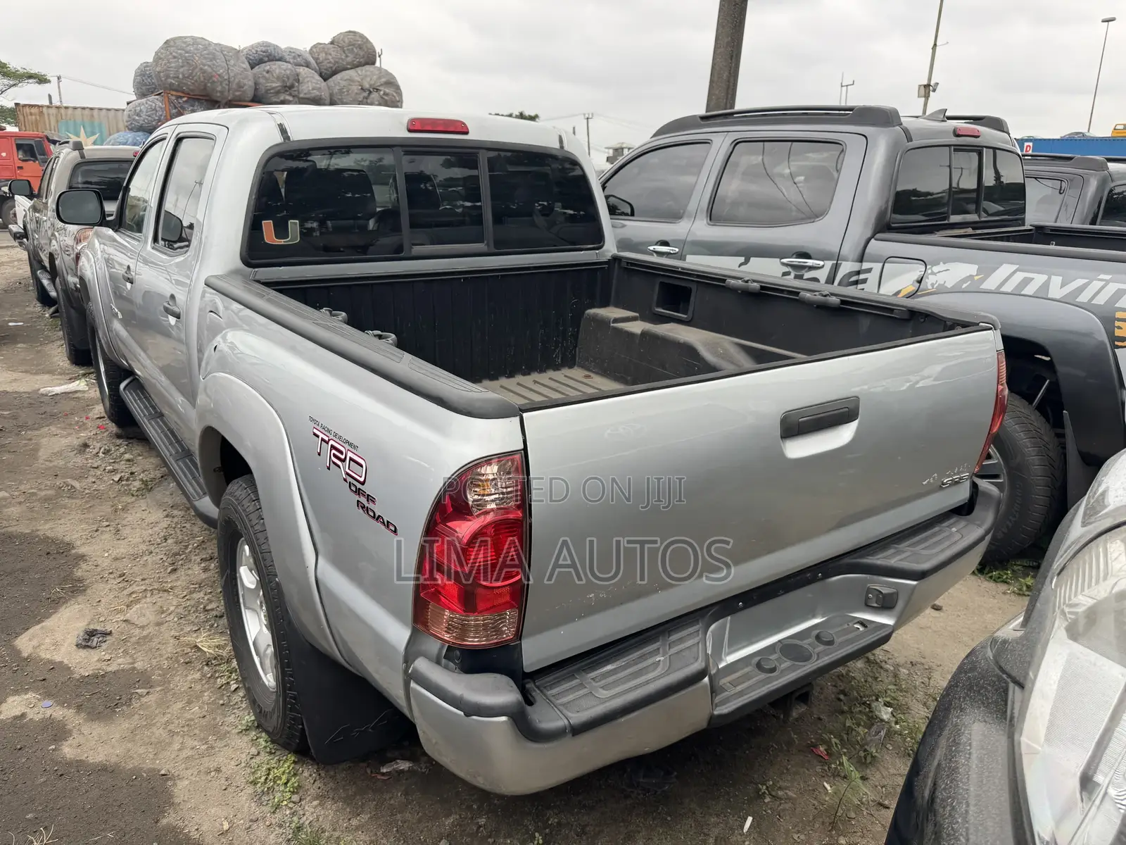 Toyota Tacoma 2006 Silver