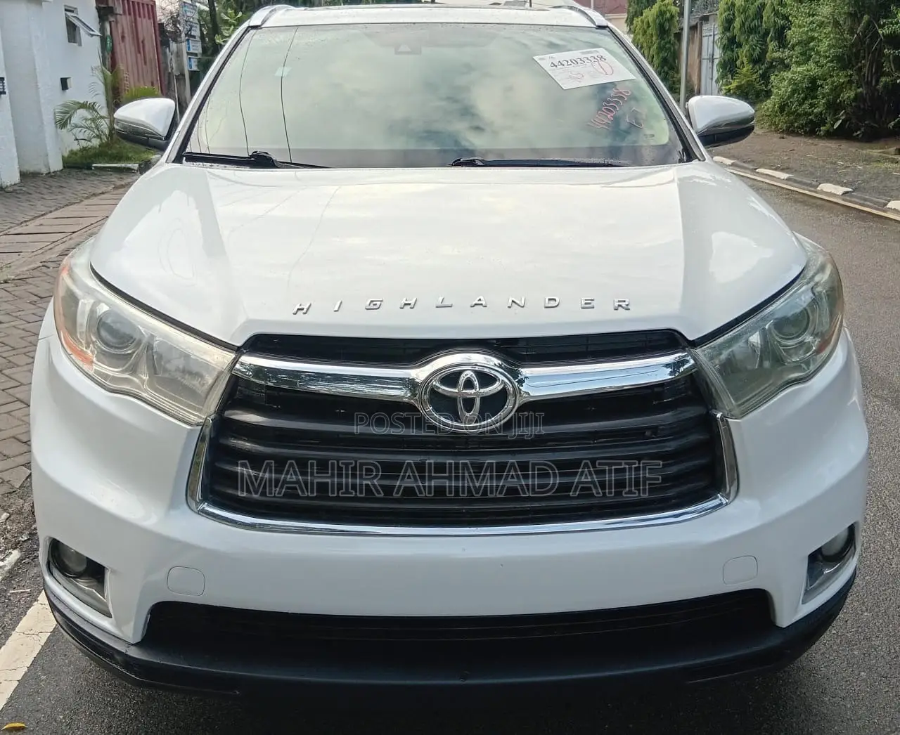 Toyota Highlander Limited Platinum 4dr SUV AWD (3.5L 6cyl 6A) 2015