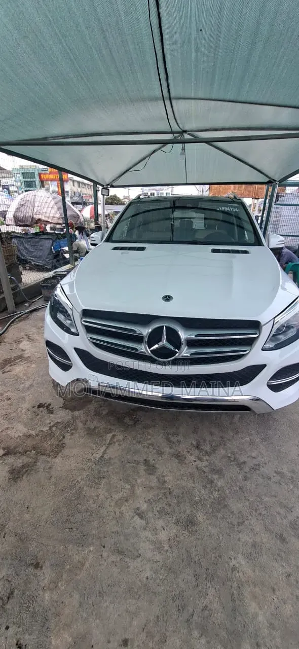 Mercedes-Benz GLE-Class 2018 White