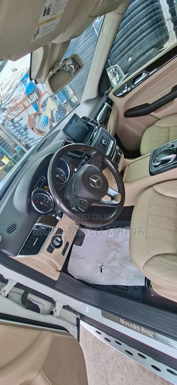Mercedes-Benz GLE-Class 2018 White
