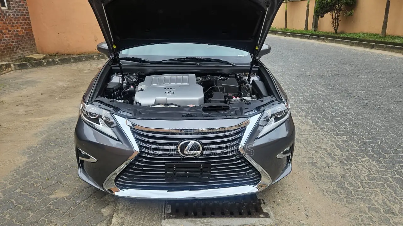 Lexus ES 350 FWD 2016 Gray