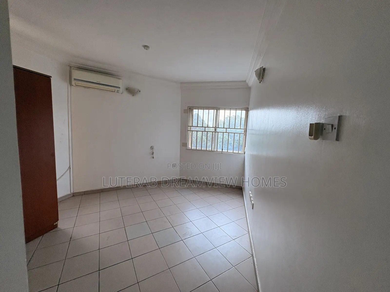 2bdrm Block of Flats in Wuse 2 for rent