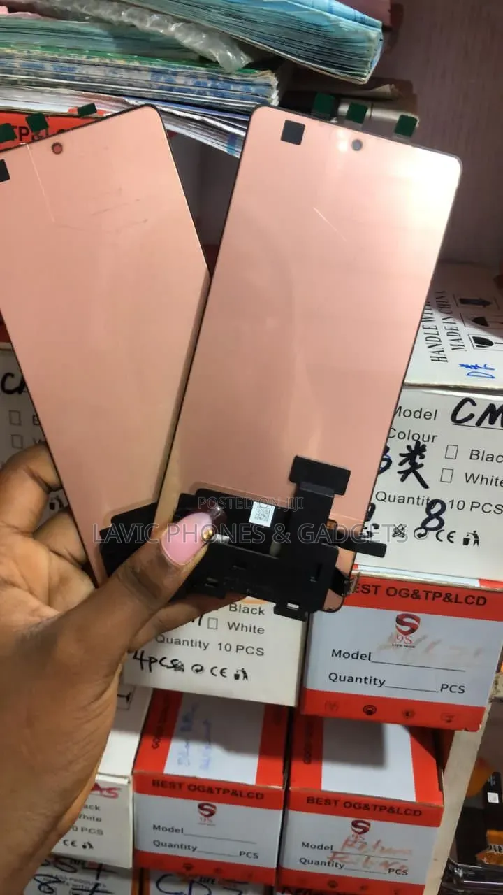Tecno Camon 20 Premier 5g (Model: Ck9n) Screen
