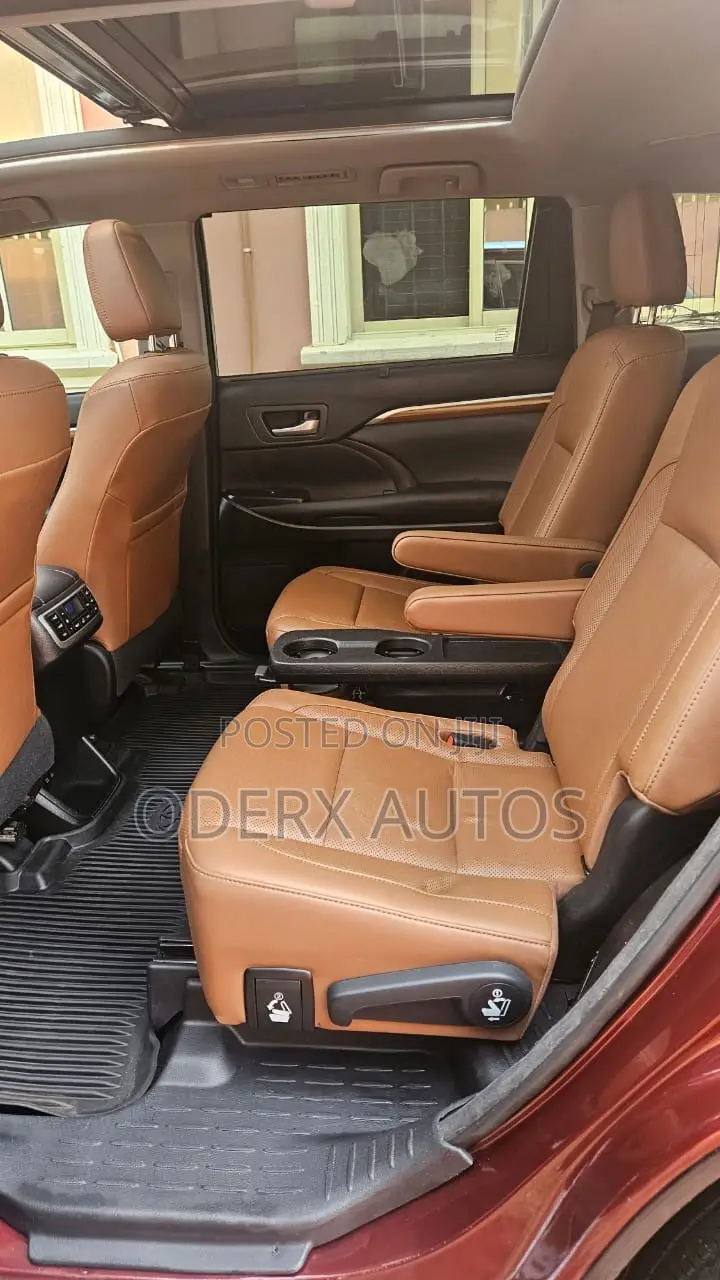 Toyota Highlander Limited Platinum 4x4 V6 (3.5L 6cyl 8A) 2018 Burgundy