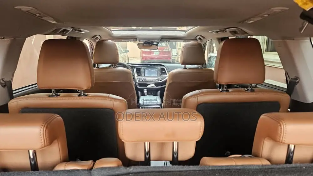 Toyota Highlander Limited Platinum 4x4 V6 (3.5L 6cyl 8A) 2018 Burgundy
