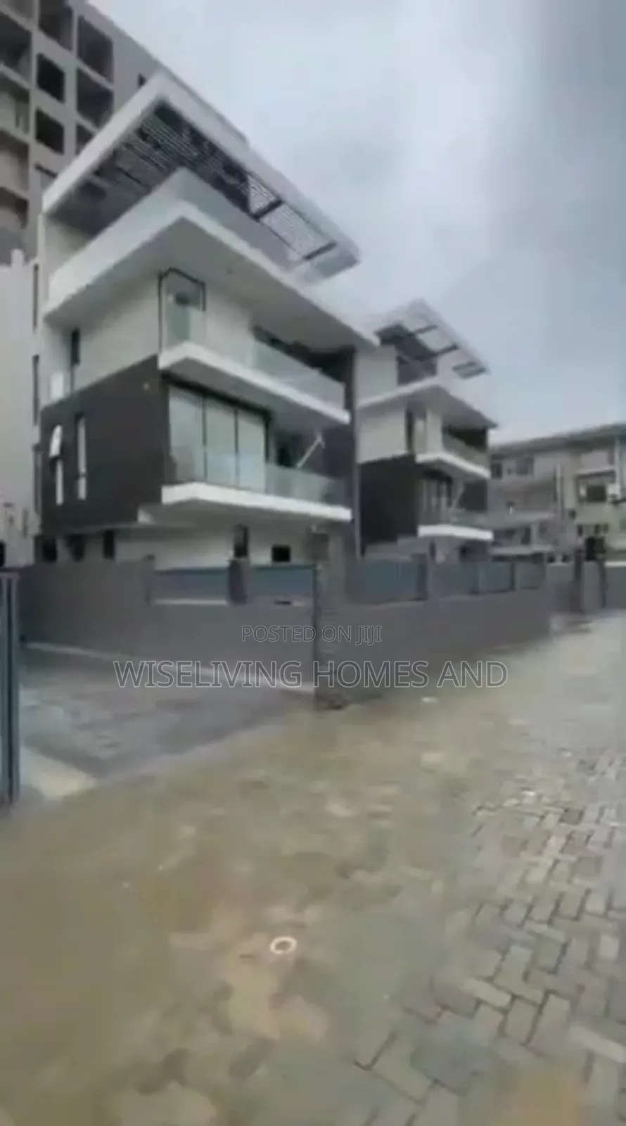 6bdrm Duplex in Ikoyi Lagos, Banana Island for sale