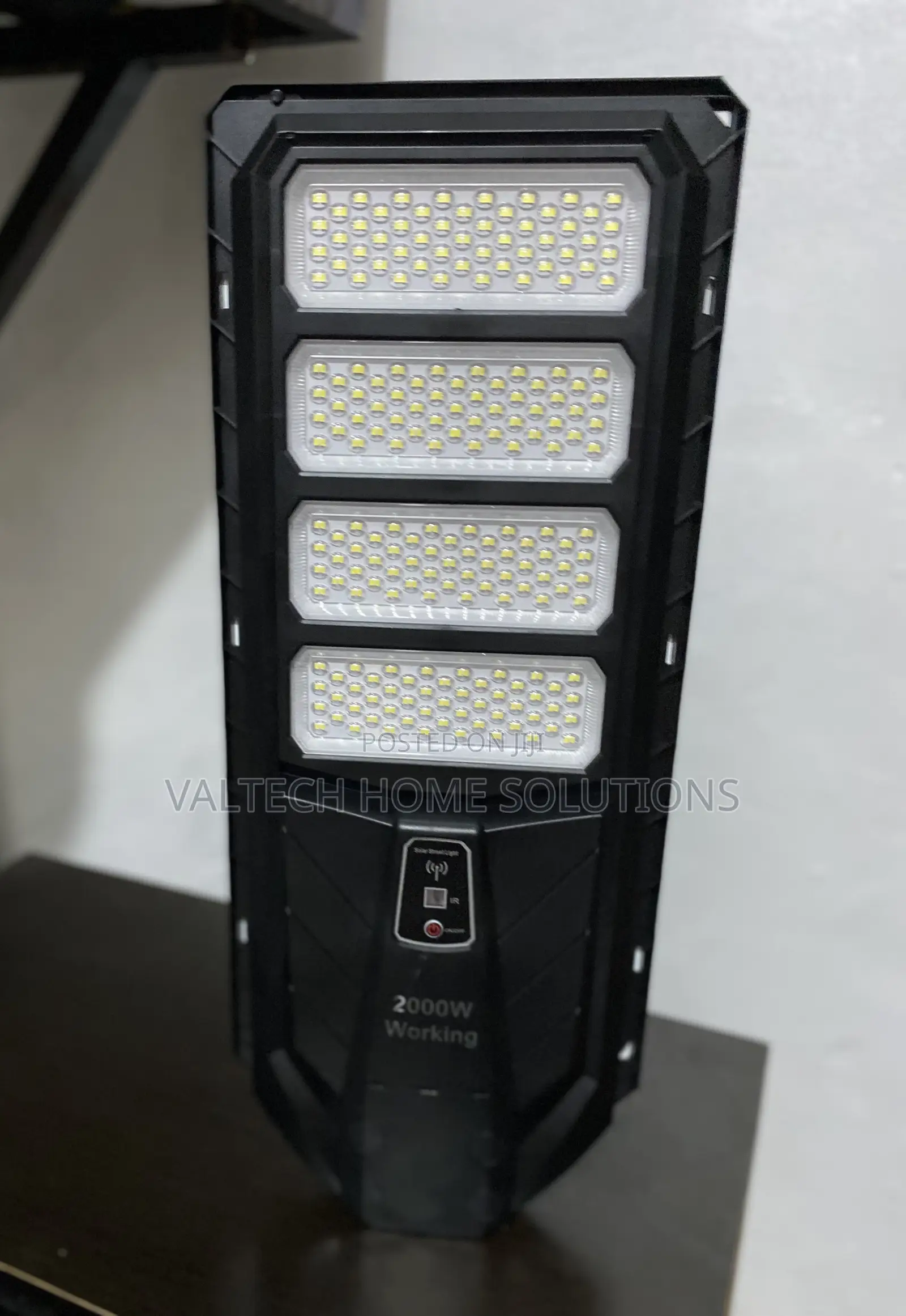 2000W Solar Street Light Black With Remote Control