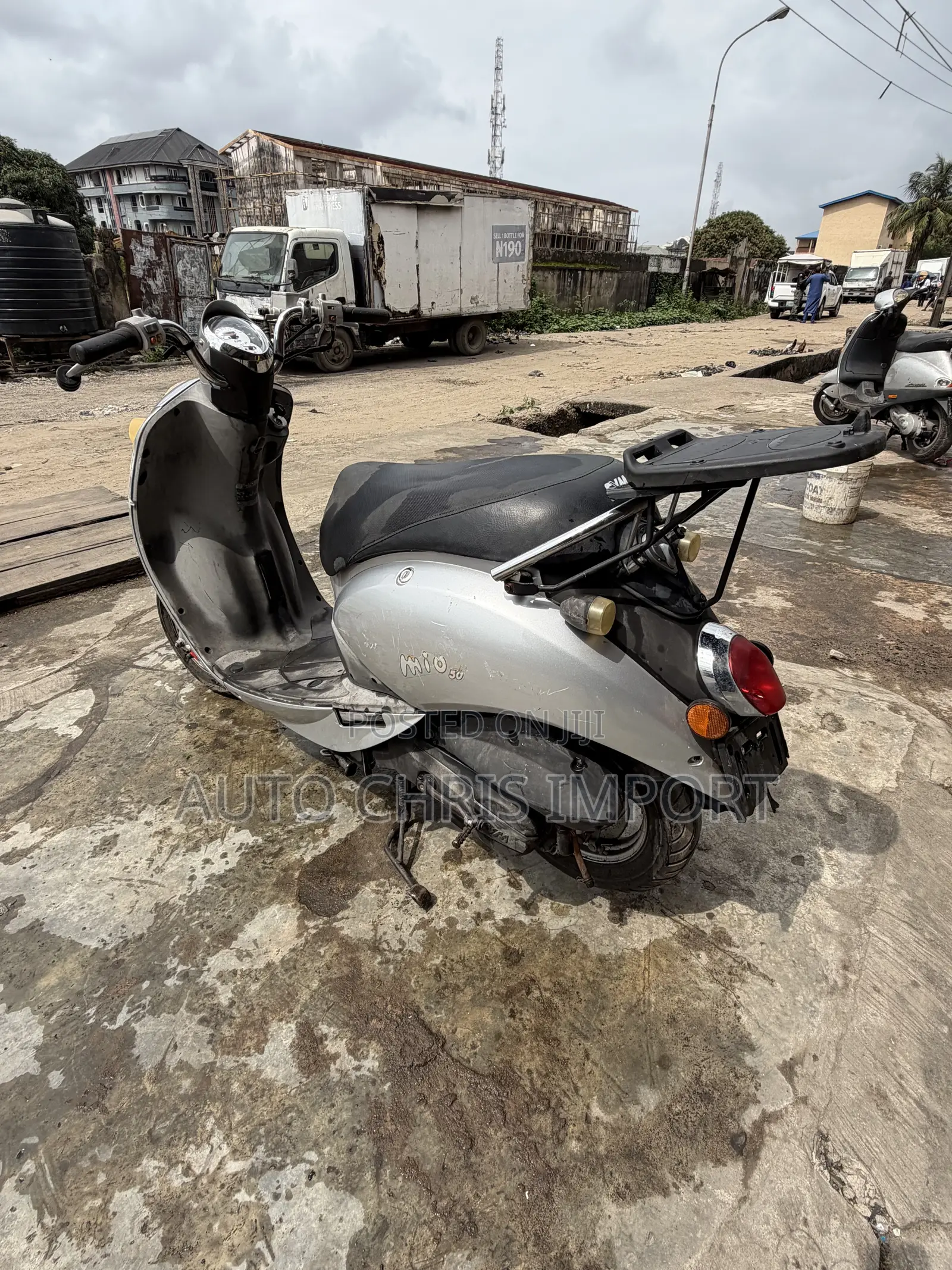 SYM Mio 2013 Gray