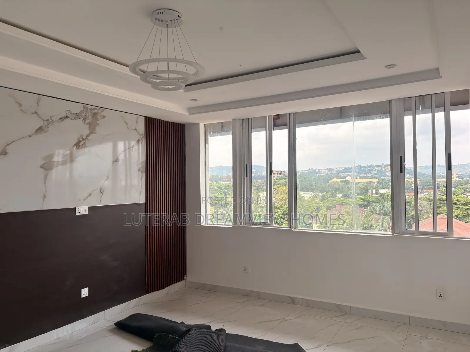 2bdrm Block of Flats in Wuse 2 Main for rent