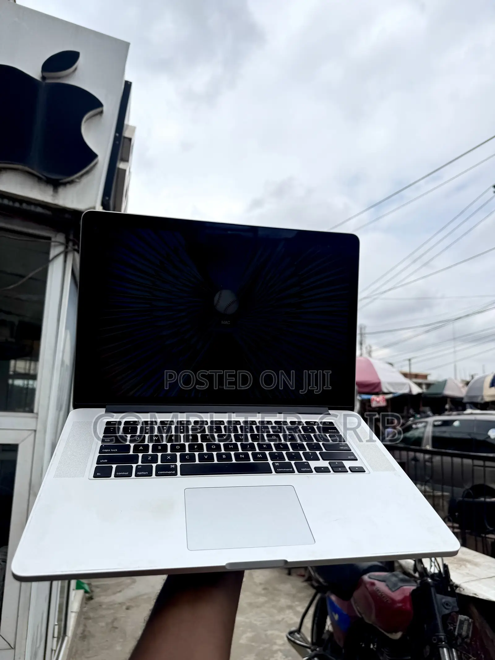 Laptop Apple MacBook Pro 2015 16GB Intel Core i7 SSD 512GB